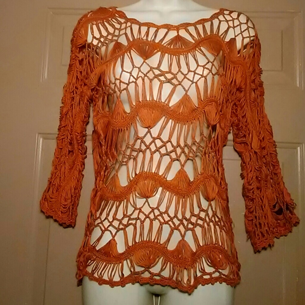 X TAREN CROCHETED TOP-SIZE SMALL-GREAT CON…